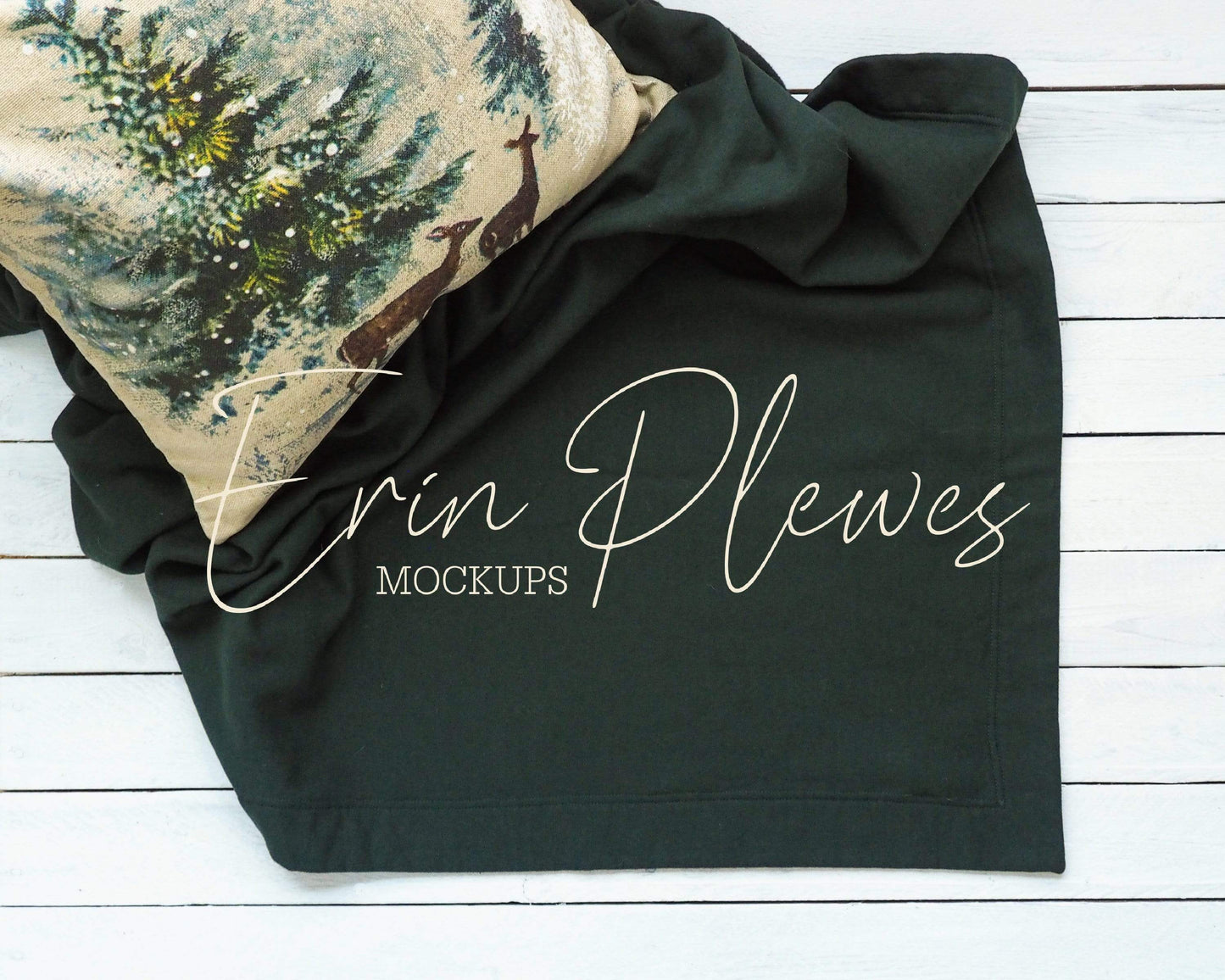 Erin Plewes Mockups Blanket Mock Up, Green Christmas Blanket Mockup, Fleece Blanket Mock-up, Styled Stock Photo Instant Digital Download