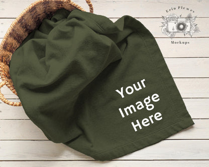 Stadium Blanket Mockup Green, Green blanket mockup in a basket for lifestyle stock photography, Blanket mock up jpeg digital download